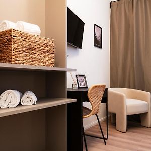 Chambre de Base Lit King-Size au Sous-Sol